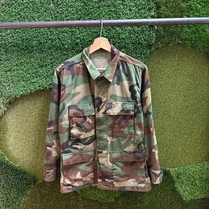Vintage Military Camouflage  Button-up Shirt Small